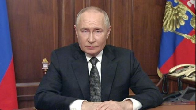 Putin outlines Moscow’s response to Ukraine escalation